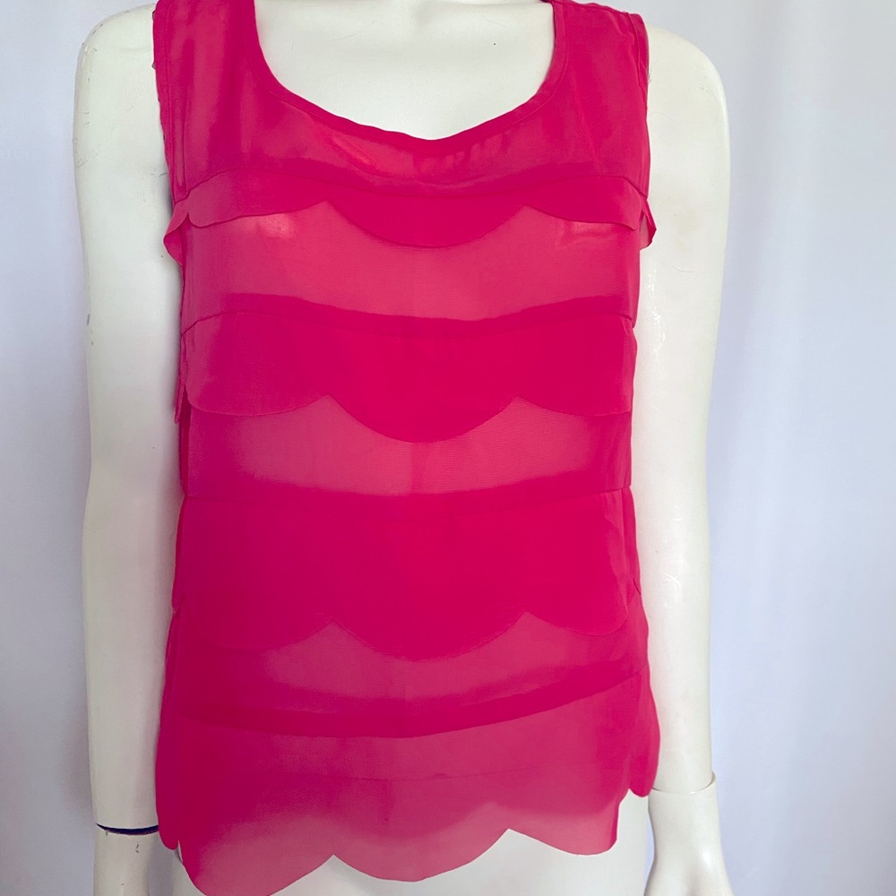 🌸3/$20🌸Sheer scalloped blouse